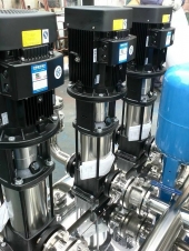 阿克蘇GRUNDFOS格蘭富Hydro Multi-B增壓供水機組